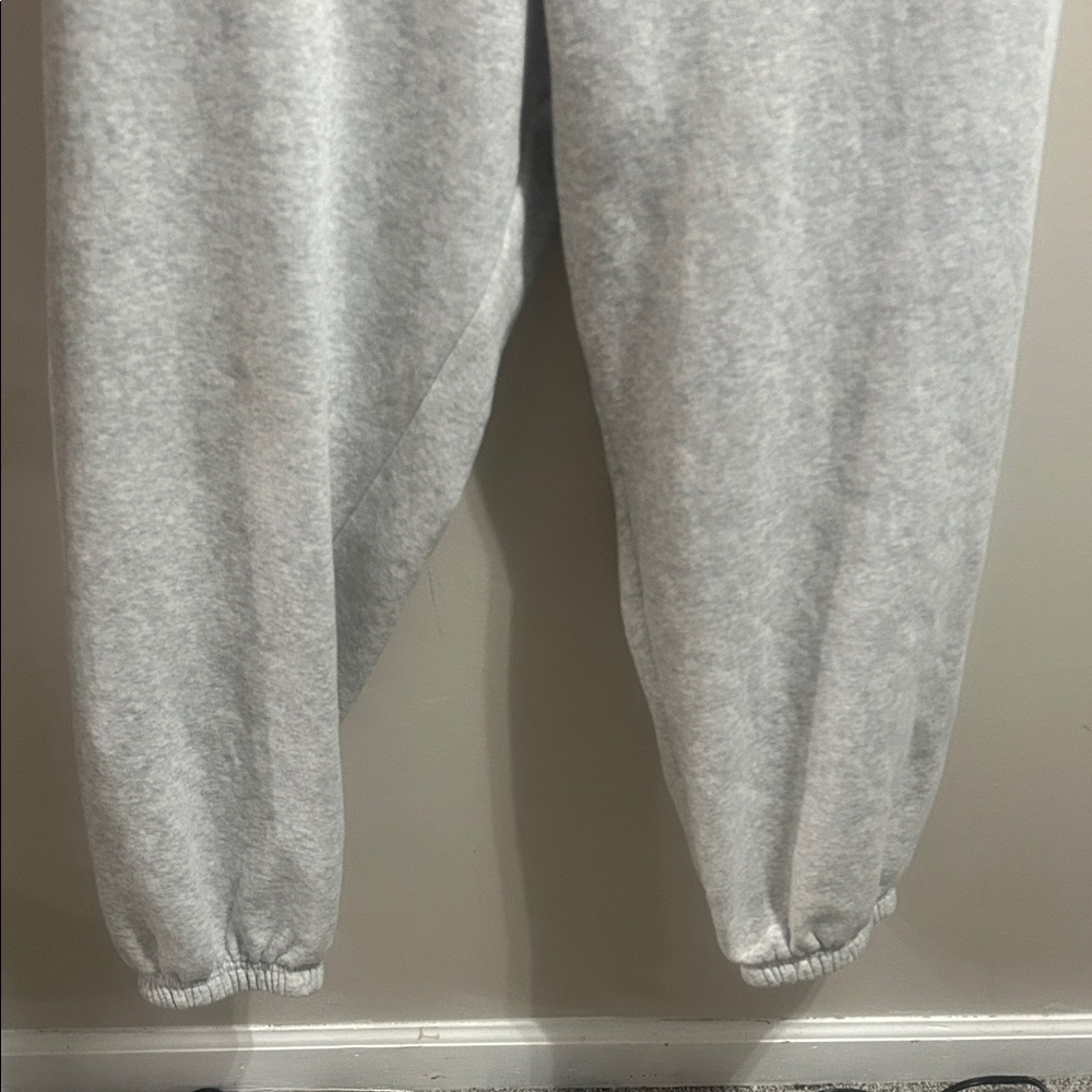 Bass Pro Shops Light Gray Sweatpants - Picture 10 of 10